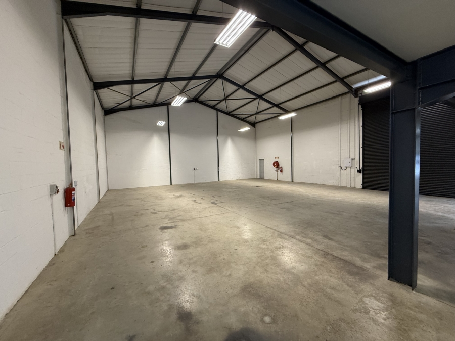 To Let commercial Property for Rent in Rivergate Western Cape